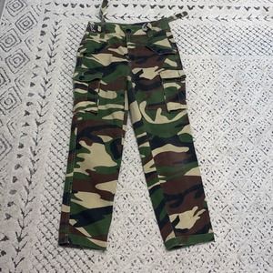 BERSHKA Camo Cargo Pants Size 6